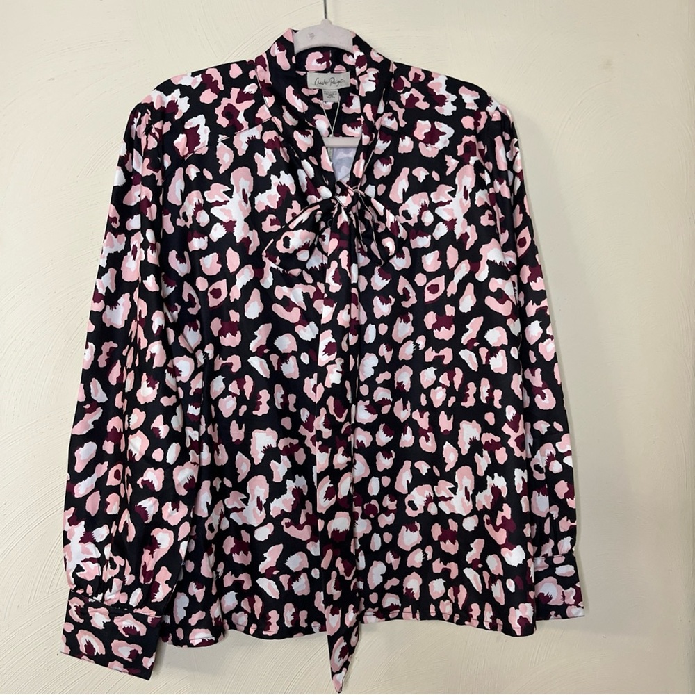 Charlie Paige Pink‎ and Black Animal Print Blouse